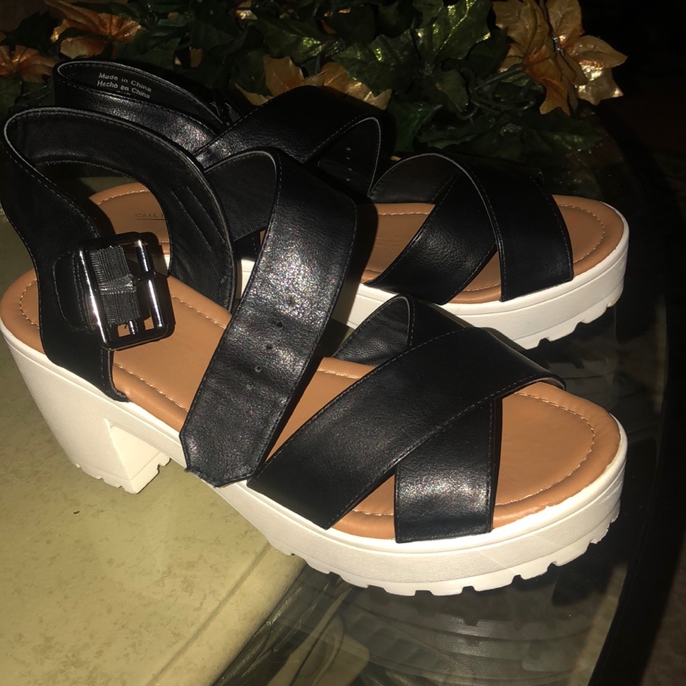 Black and white platforms from Call it Spring !